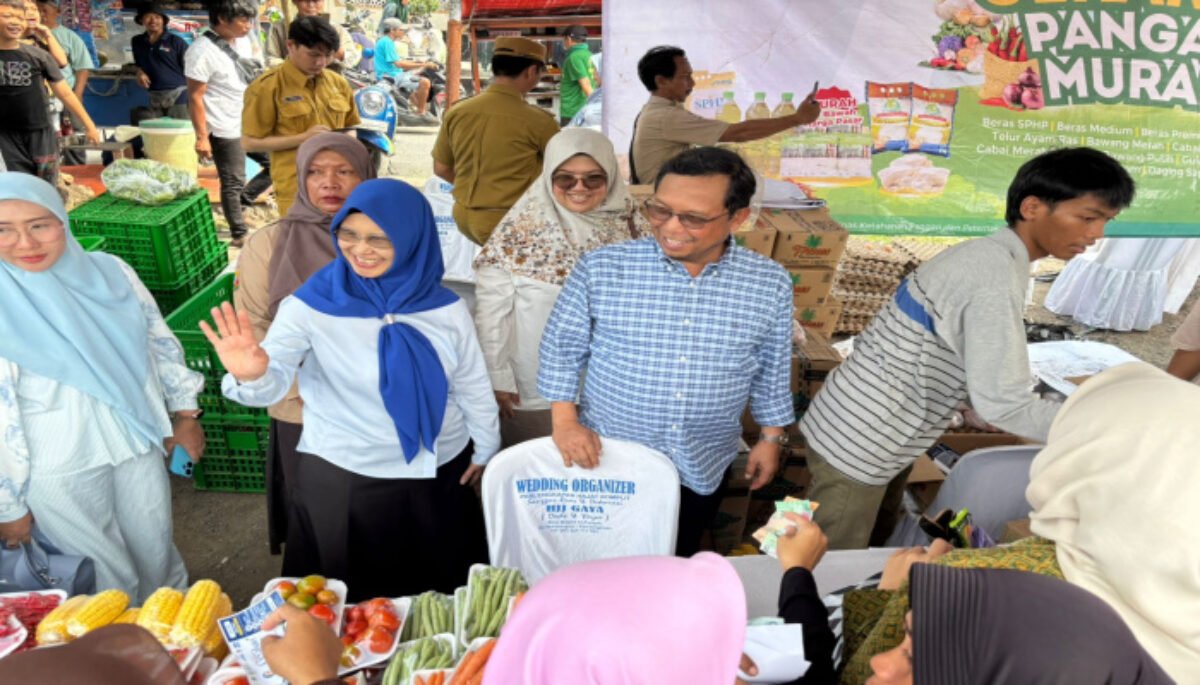 Ribuan Warga Serbu Gerakan Pangan Murah di Kandanghaur, Ratnawati Dorong Perluasan Program untuk Ringankan Beban Ekonomi