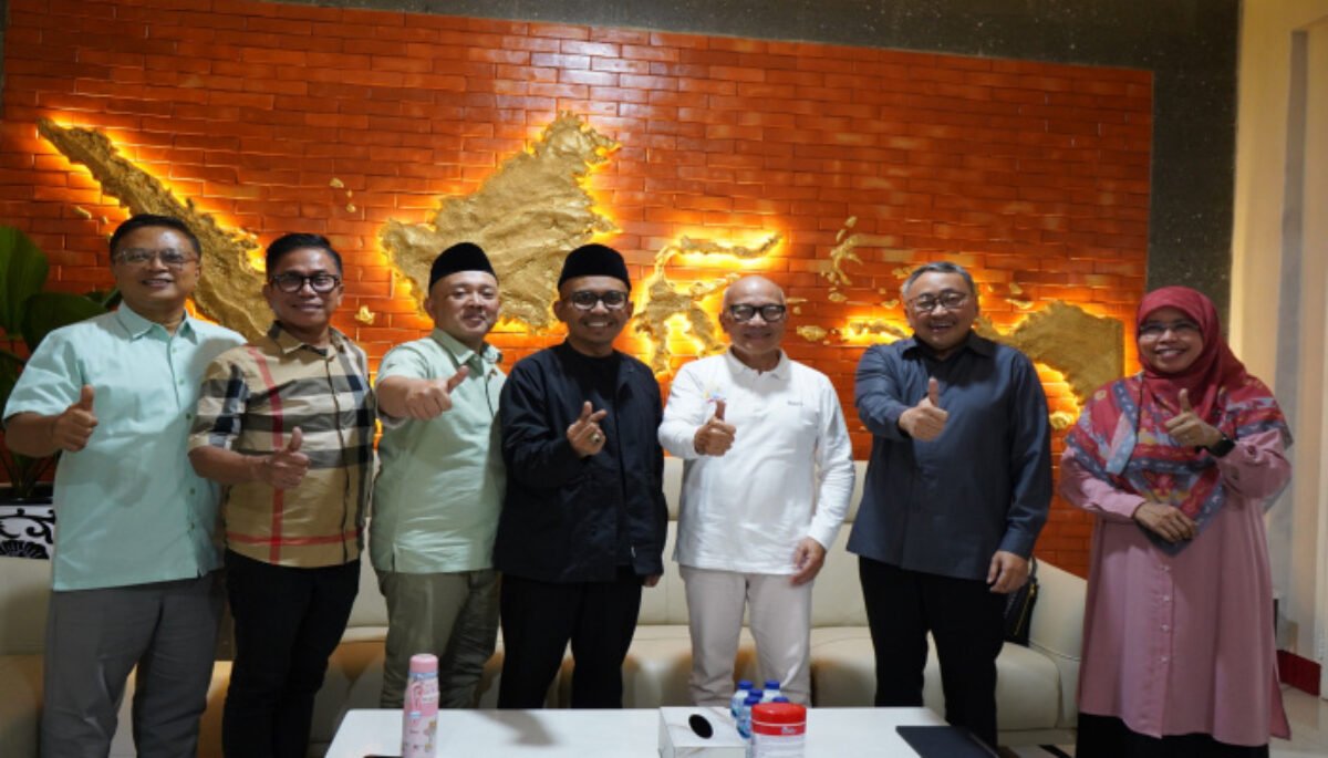 Komisi V DPRD Provinsi Jawa Barat terus mengintensifkan koordinasi dengan Dinas Pendidikan Jawa Barat guna mengevaluasi pelaksanaan SPMB 2026