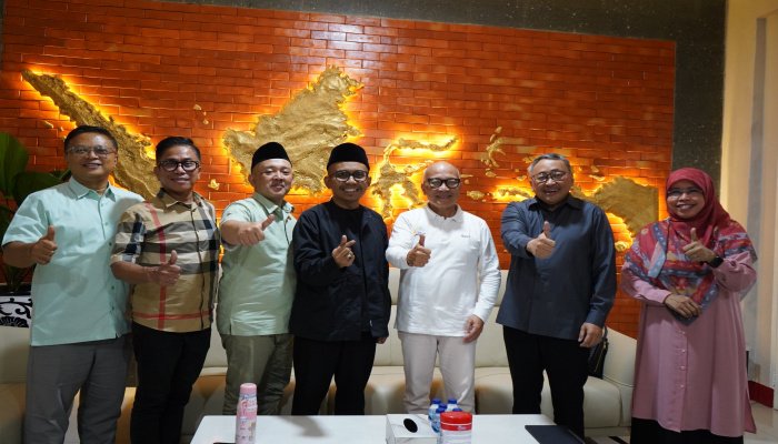 Komisi V DPRD Provinsi Jawa Barat terus mengintensifkan koordinasi dengan Dinas Pendidikan Jawa Barat guna mengevaluasi pelaksanaan SPMB 2026