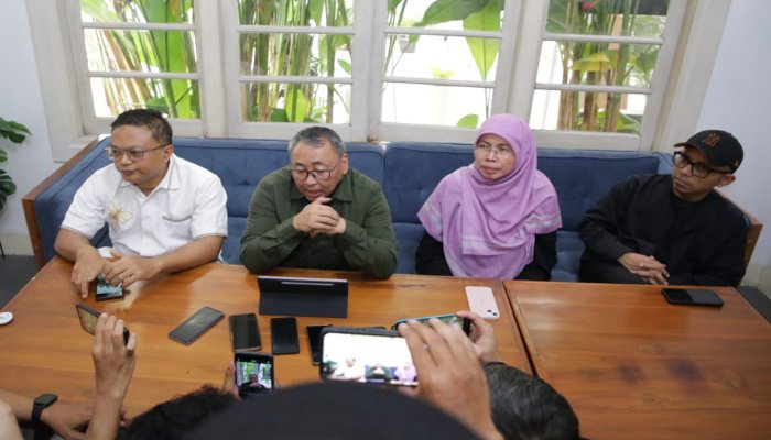 Komisi V DPRD Provinsi Jawa Barat menilai penyelesaian persoalan dalam pelaksanaan SPMB perlu dilakukan untuk menjawab keluhan masyarakat.