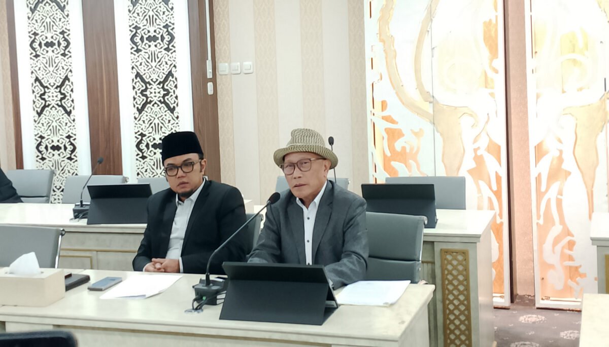 Gejolak ekonomi, agenda reformasi hukum, hingga jaminan perlindungan hak sipil menjadi persoalan utama yang mengemuka.