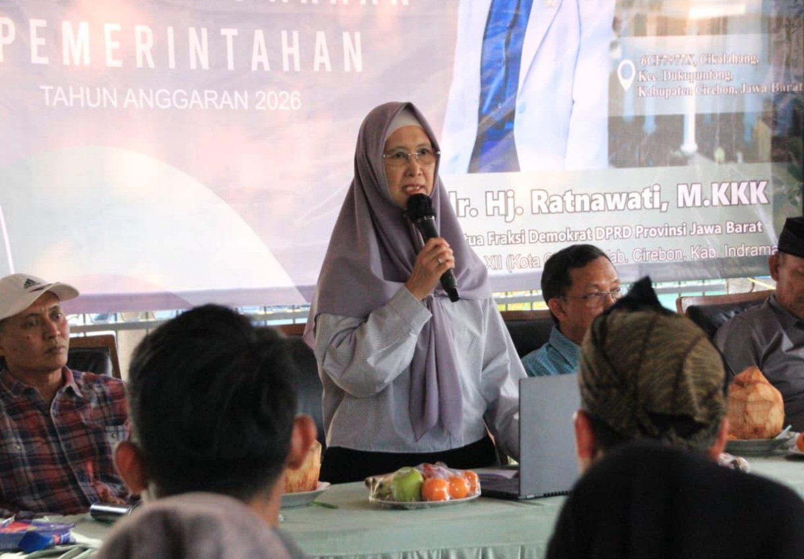 Komitmen mengawal jalannya pemerintahan agar semakin berpihak kepada masyarakat terus ditunjukkan Anggota DPRD Provinsi Jabar Hj. Ratnawati.