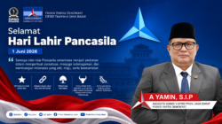A. Yamin mengajak seluruh masyarakat untuk terus mengamalkan nilai-nilai Pancasila dalam kehidupan sehari-hari.