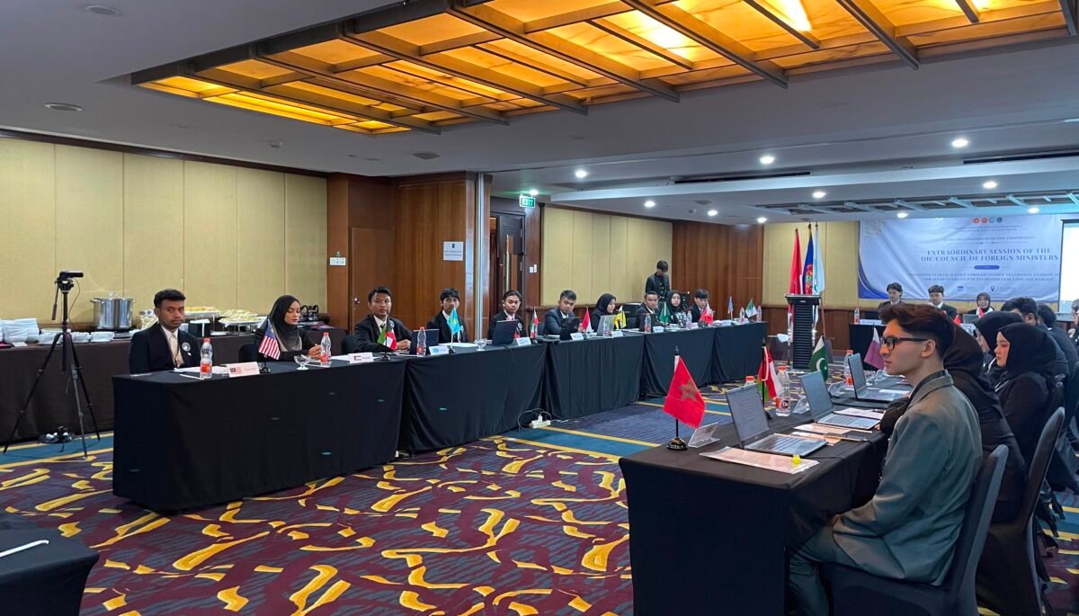 Mahasiswa HI FISIP Universitas Al-Ghifari Gelar Simulasi Sidang Model OIC