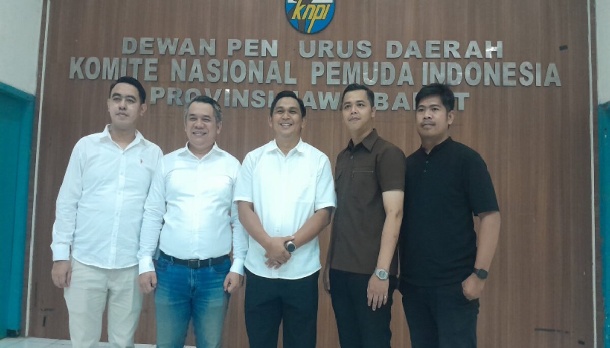 Tokoh muda Jawa Barat berkonsolidasi memberikan dukungan kepada Bayu Umbara untuk maju sebagai calon Ketua DPD KNPI Jawa Barat pada Musyawarah Daerah (Musda) XVI mendatang.
