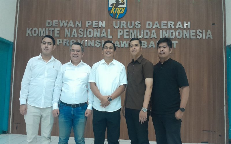 Tokoh muda Jawa Barat berkonsolidasi memberikan dukungan kepada Bayu Umbara untuk maju sebagai calon Ketua DPD KNPI Jawa Barat pada Musyawarah Daerah (Musda) XVI mendatang.