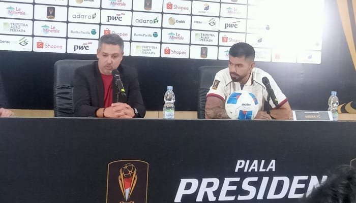 Pelatih Arema FC Marcos Santos menilai laga perdana menghadapi Persib di Piala Presiden 2026, Sabtu (25/7/2026) malam, berjalan menarik.