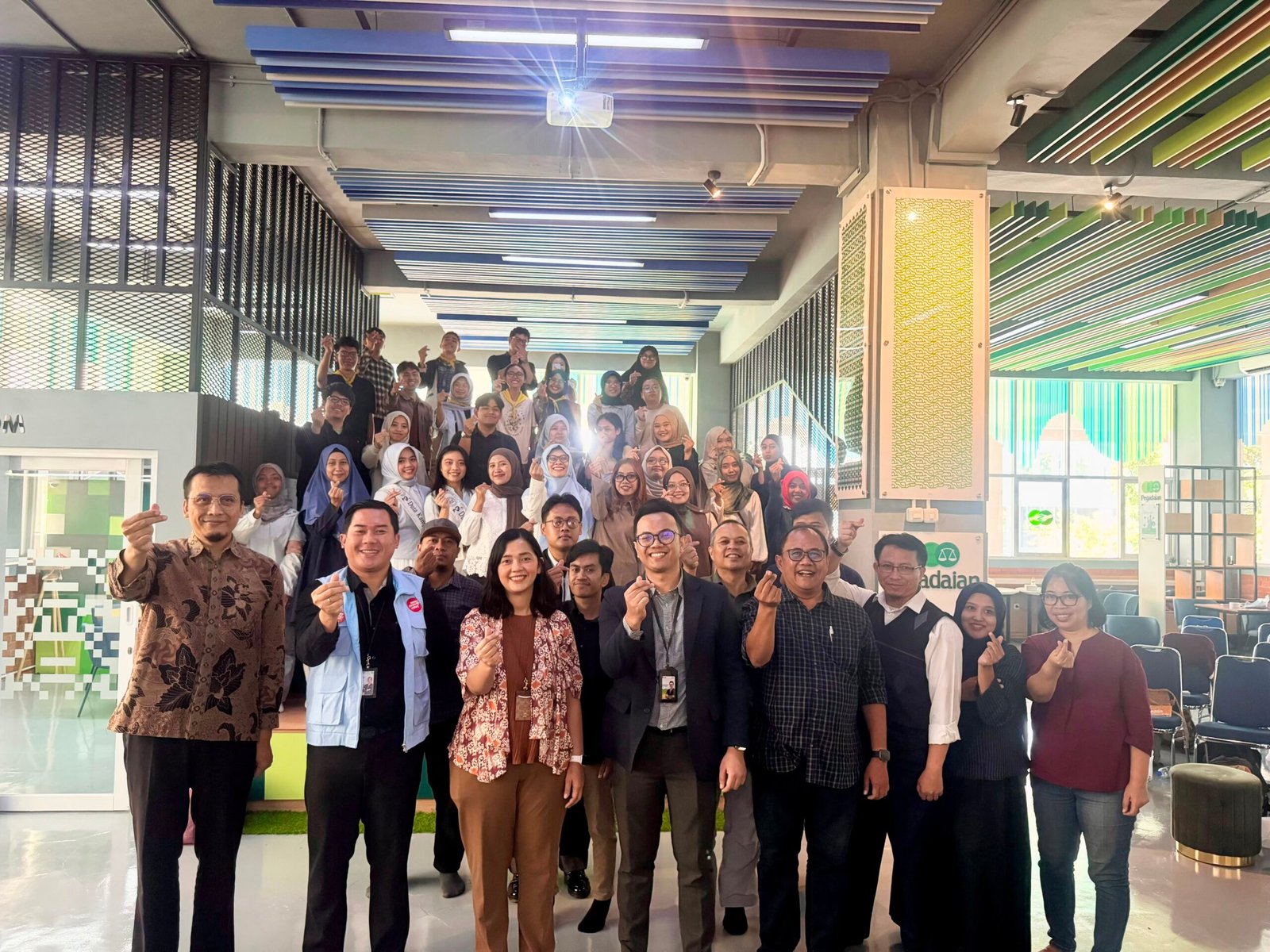Pegadaian Jabar Dorong Generasi Muda Melek Finansial Lewat Program FLOW