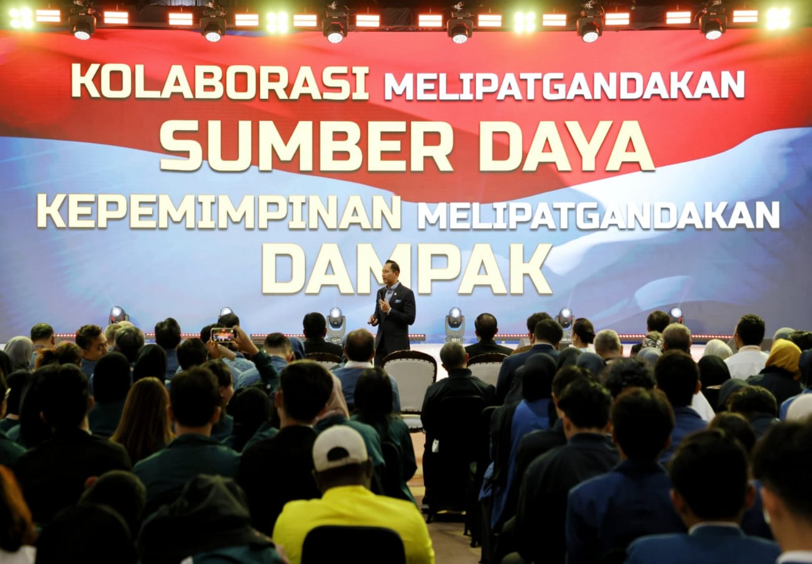 AHY menegaskan data empiris dari lapangan jadi fondasi penting dalam menyusun kebijakan pembangunan kawasan transmigrasi yang tepat sasaran. 