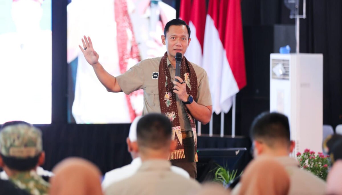 Pemerintah terus mempercepat transformasi kawasan kumuh menjadi lingkungan permukiman yang sehat, aman, dan layak huni.