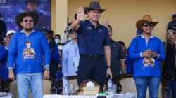 Ketua Umum Partai Demokrat Agus Harimurti Yudhoyono (AHY) membuka Lomba Karapan Sapi Piala AHY di Stadion Karapan Sapi Bangkalan, Jawa Timur.