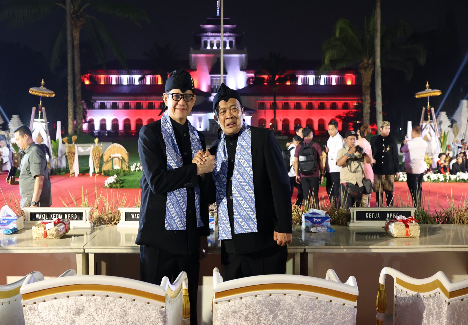 Iwan Suryawan mendorong Pemerintah Provinsi Jabar senantiasa memperkuat pemerataan pembangunan secara terencana dan berkesinambungan.