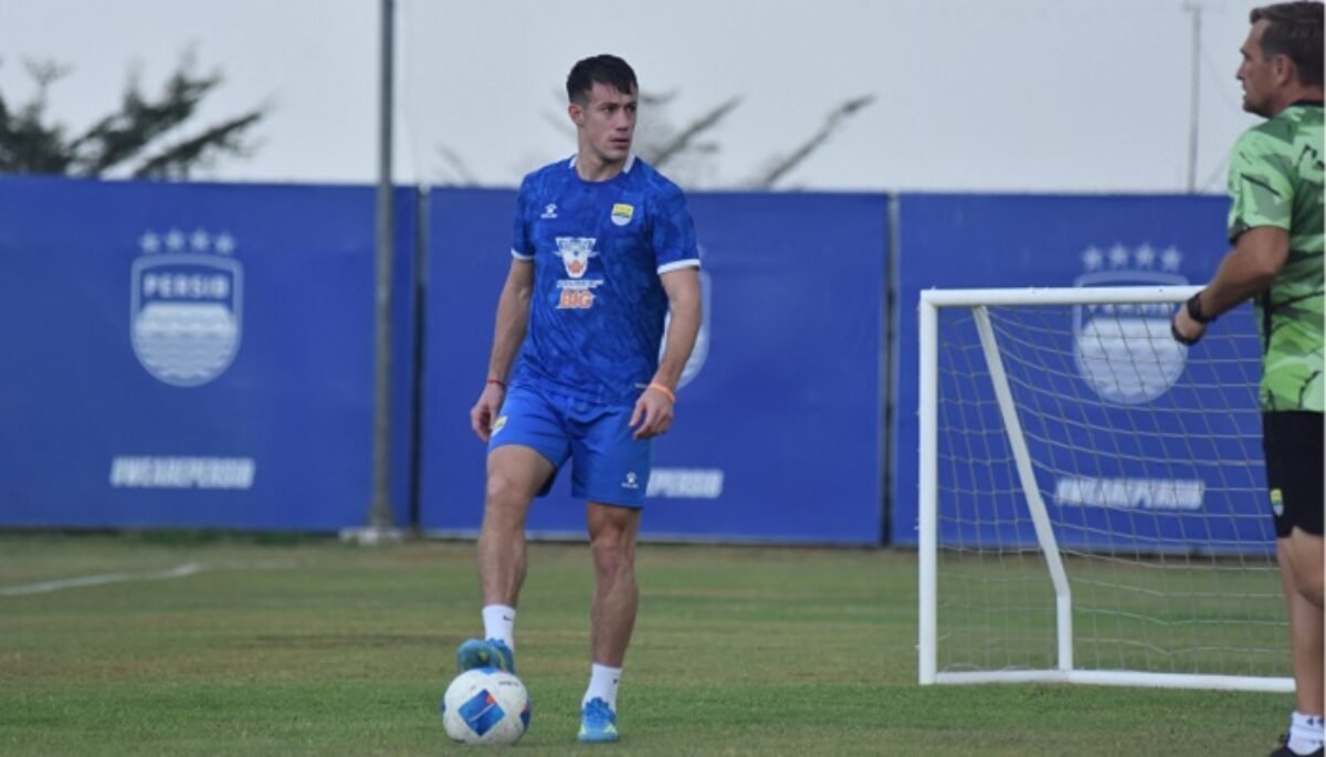 PERSIB VS PERSEBAYA: Menanti Aksi Mariano Peralta di Final Piala Presiden 2026