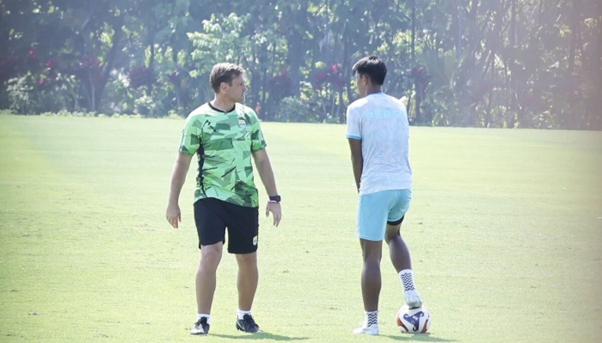 Igor Tolic Bakal Beri Kesempatan Semua Pemain Persib Hadapi Bali United