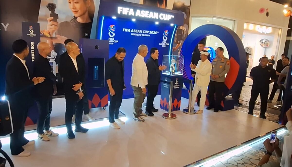 Trofi FIFA ASEAN Cup 2026 Dipamerkan di Bandung, Erick Thohir Ajak Warga Saksikan Pertandingan 