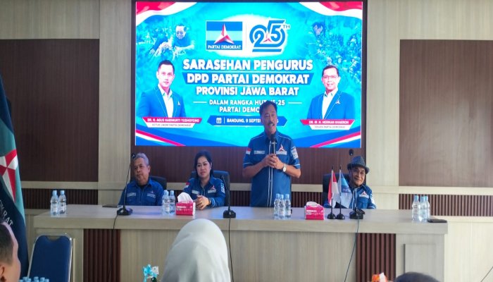 Peringatan HUT ke-25 Partai Demokrat di DPD Partai Demokrat Jawa Barat, menjadi momentum syukuran sekaligus refleksi perjalanan partai.
