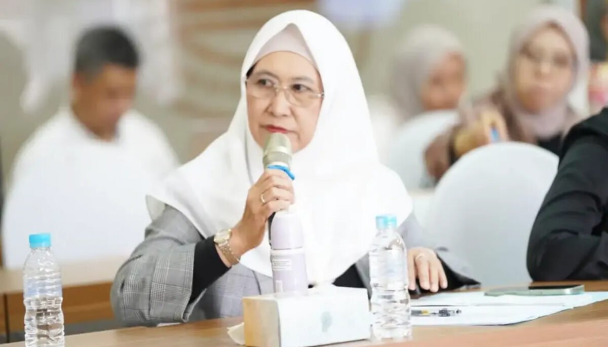 Ratnawati Kawal Pembahasan Ranperda Holding Sanggabuana