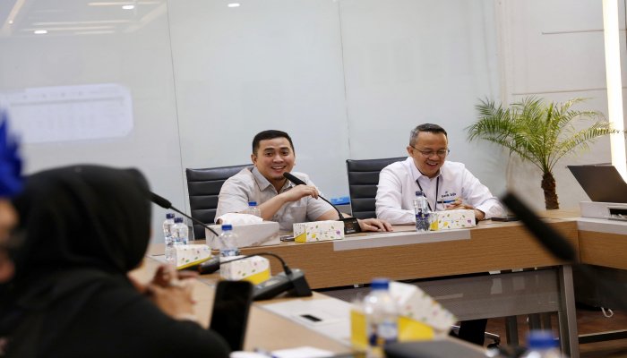 Capaian kinerja Bank BJB Kantor Cabang Bekasi hingga Triwulan III 2026 mendapat apresiasi dari Komisi III DPRD Jawa Barat. 