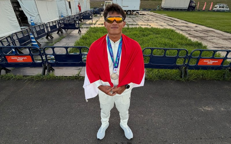 Mahasiswa UPI Rendi Setia Maulana Raih Medali Perak Asian Games 2026 dari Cabang Rowing