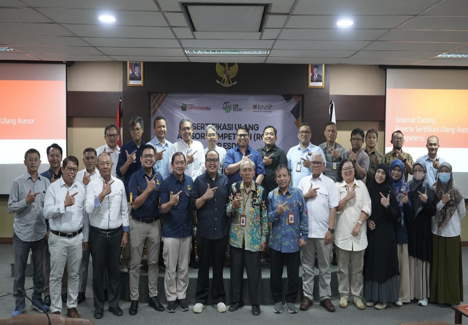 Pusat Pengembangan Sumber Daya Manusia Geologi, Mineral, dan Batubara (PPSDM Geominerba) menyelenggarakan Pelatihan Peningkatan Kompetensi.