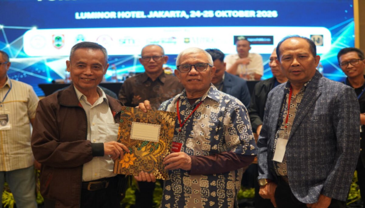Wartawan senior Tatang Suherman resmi mendapat kepercayaan untuk memimpin Forum Wartawan Kebangsaan (FWK) Provinsi Jawa Barat. 