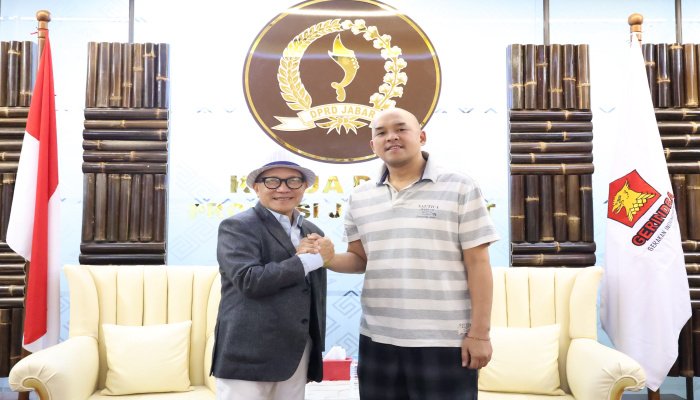 Dr. Buky Wibawa, mengapresiasi dan rasa bangganya atas keberhasilan WBFC U-17 yang mampu melangkah hingga babak final. 