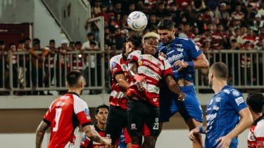 Persib gagal memenuhi ambisi mempertahankan posisi di papan atas klasemen, setelah kalah 0-1 oleh Madura United, Kamis (22/10/2026) malam.
