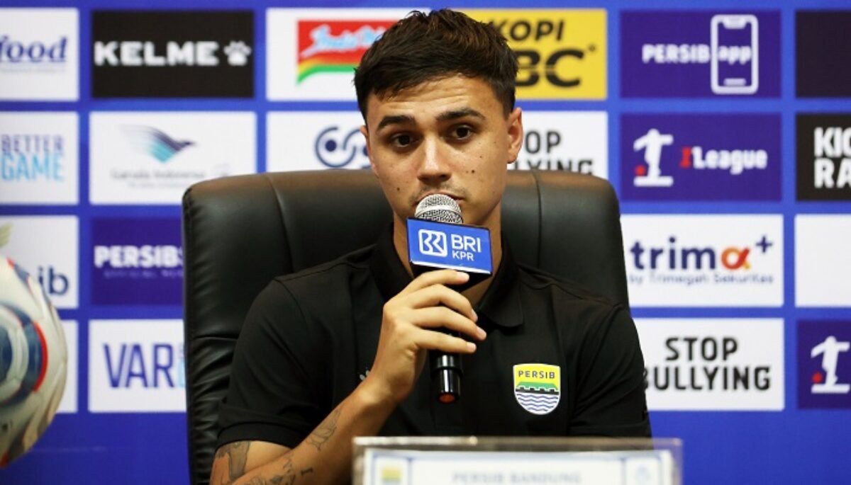 Eliano Reijnders bertekad terus memberikan kontribusi bagi Persib setelah membantu meraih kemenangan atas Persik, Minggu (18/10/2026) malam.