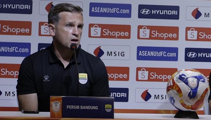 Pelatih Persib Igor Tolic memuji para pemainnya yang kembali melakukan comeback, saat mengalahkan Port FC 3-1, Kamis (8/10/2026) malam.