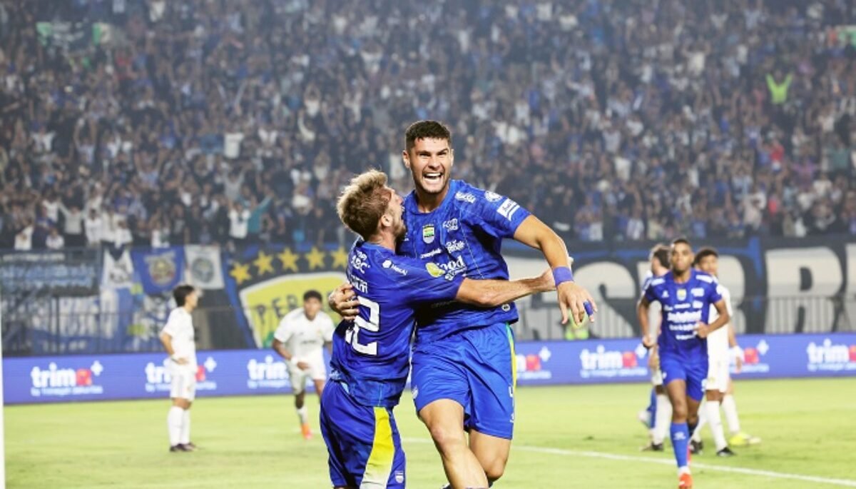 Gol First Touch Julio Cesar Taklukkan Persik 1-0, Persib Kembali Ramaikan Papan Atas Super Leegue
