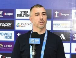 Pelatih Persik Optimistis Raih Hasil Maksimal di Kandang Persib