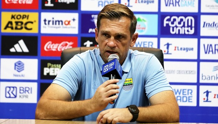 Pelatih Persib Igor Tolic mengapresiasi pemainnya yang berhasil mengalahkan Persik pada Pekan 5 Super League 2026-2027, Minggu (18/10/2026).